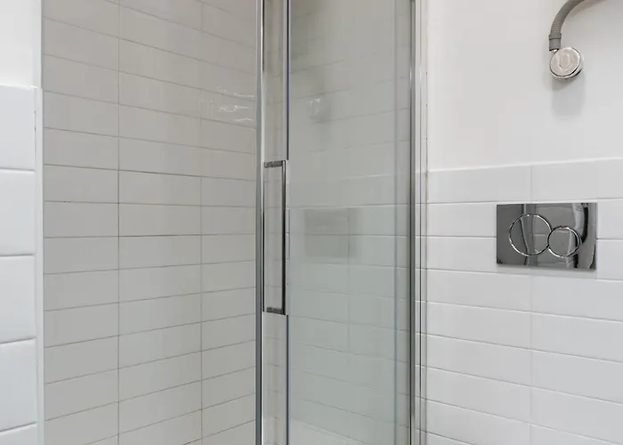 Acquario 5 Minuti, 1br , Free A-c, Wifi & Netflix 