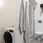 Acquario 5 Minuti, 1br , Free A-c, Wifi & Netflix 